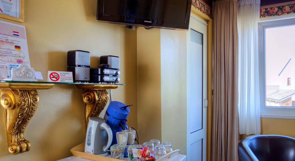 Pension & Spa De Watertoren ซานด์โวร์ต ภายนอก รูปภาพ